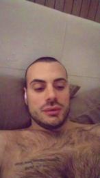 Viki84 webcam model stream image