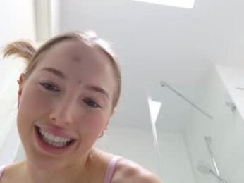 sofiaaaxoxoxo webcam model stream image