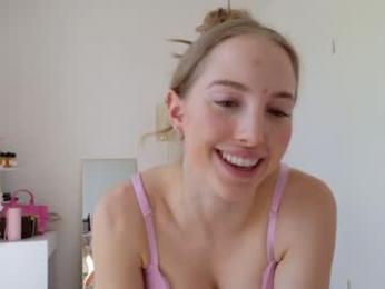 sofiaaaxoxoxo webcam model stream image