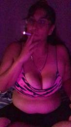 WineBee webcam model stream image