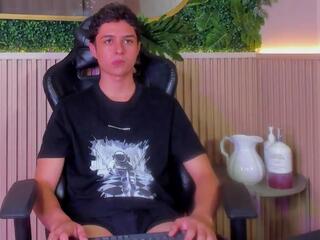 Ethan Lowell webcam model stream image