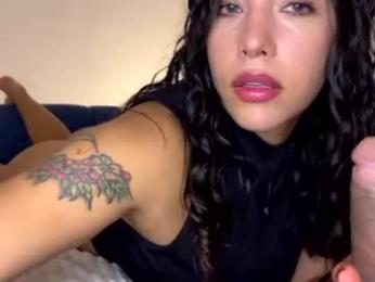 bonniexclyde01 webcam chaturbate model stream image