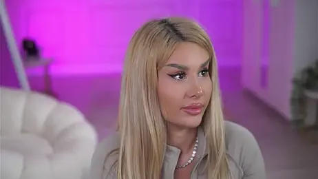 EvaZane webcam model stream image