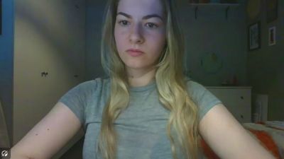 Rosie_June webcam model stream image