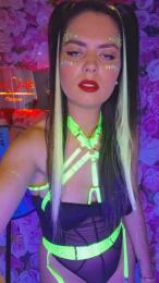 Lovecha_ webcam model stream image
