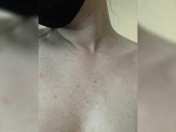 Melissafoxx webcam model stream image