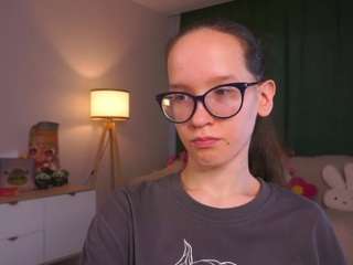 lynettebails webcam model stream image