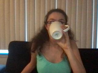 Lucy Allison webcam model stream image