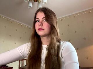 Marci Hutley webcam model stream image