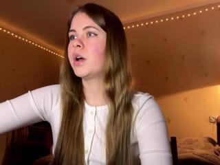 Marci Hutley webcam model stream image