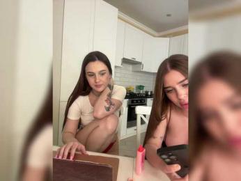 two-beauties webcam bongacams model stream image