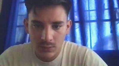 E1drian32_ webcam model stream image