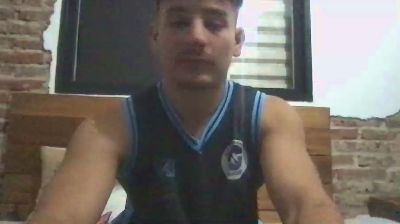 E1drian32_ webcam model stream image