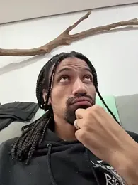 FavelaDaddyCum webcam model stream image