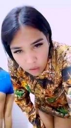 Jeans_Pee webcam model stream image