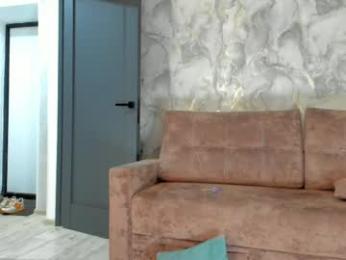 _miss_strawberry_ webcam model stream image