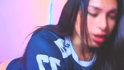 Meelfox webcam model stream image