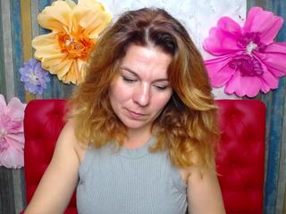 Zhenia Nikrasova webcam model stream image