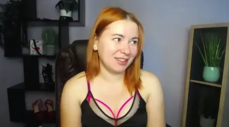 LAYLAxSTAR webcam stripchat model stream image