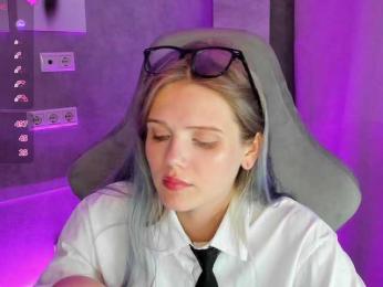 Alisa-Allison webcam model stream image