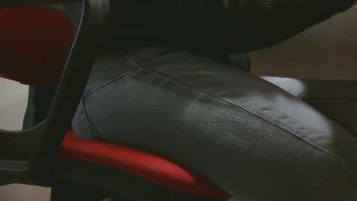 MEandX webcam model stream image