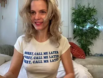 Malena525 webcam model stream image