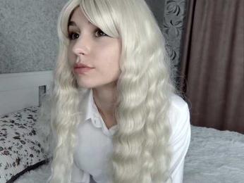 MillaLunaStiy webcam model stream image