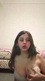 gladysjunior webcam cam4 model stream image