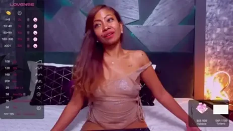 ElyaQuinn webcam stripchat model stream image