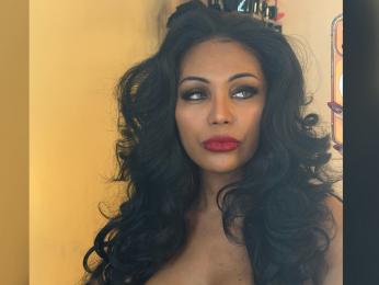 MedusaValeria webcam model stream image