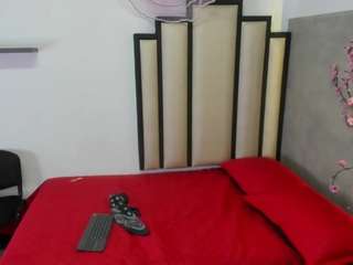 philipp-jones webcam model stream image