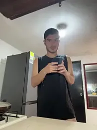 ApoloGray__ webcam model stream image