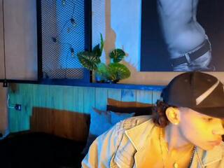 Alan Cutee webcam model stream image