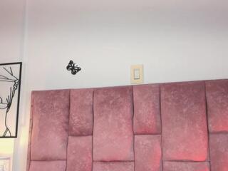 Nicol Miler webcam flirt4free model stream image