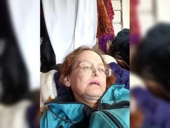 Madam-oss webcam model stream image