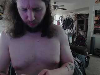 biggerisbetter21 webcam model stream image