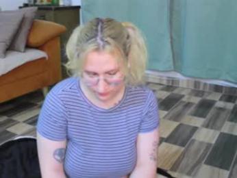 andycherrysecrets webcam model stream image