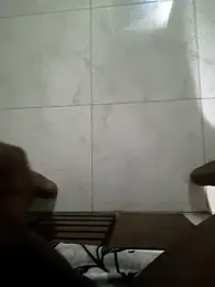 Leon_hot33 webcam model stream image