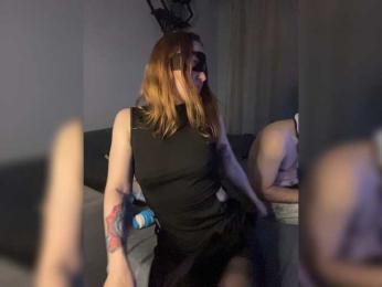 Cherry-lips webcam model stream image