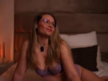 brandywhite webcam model stream image