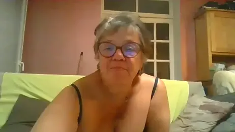 Vandeae44 webcam stripchat model stream image