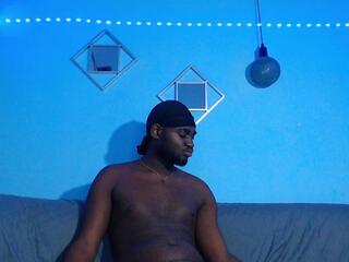 Andrew Mills webcam model stream image