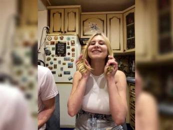 _Magic_ webcam bongacams model stream image