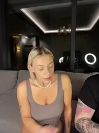 SexOnMyLvL webcam model stream image