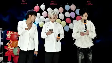 AOA-boy webcam model stream image