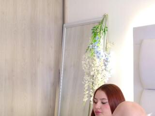 Sara Linares webcam model stream image