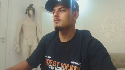 MalakaiFrost webcam model stream image