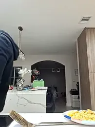 Zander823 webcam model stream image