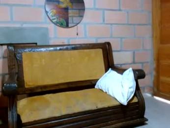 rossa_green_420 webcam model stream image