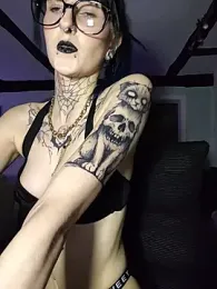 Smokaxhontas webcam model stream image